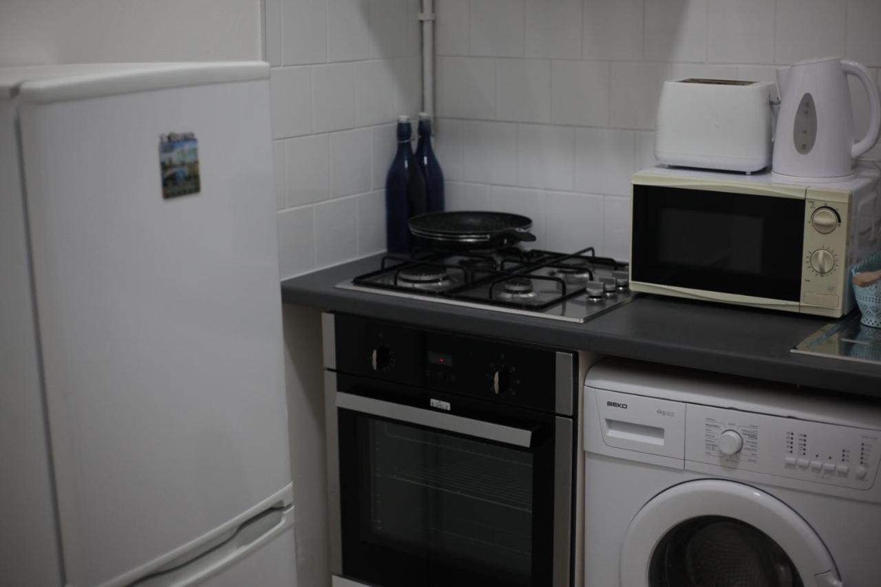 לונדון Oyo New City Lodge מראה חיצוני תמונה